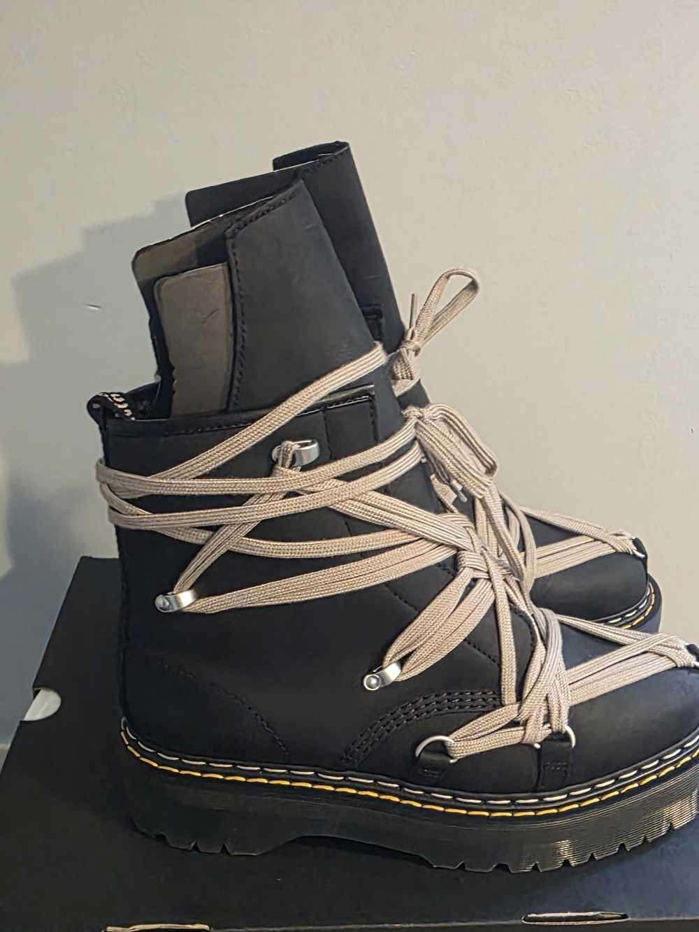 RICK OWENS+DR MARTENS 1460 MEGALACE QUAD RO - Picture 3 of 11